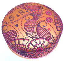 Load image into Gallery viewer, Gold - Sari Cakes