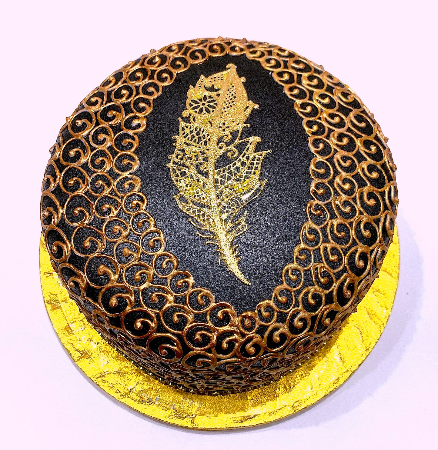 Feather Me Gold - Sari Cakes