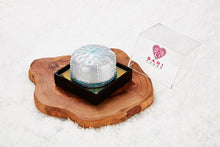 Load image into Gallery viewer, Christmas Snowflake - Sari Cakes 